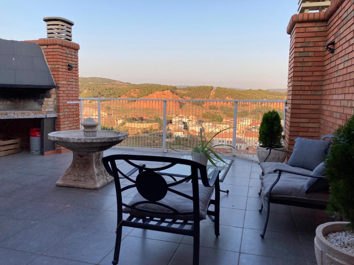Teruelhome IV Atico Con Vistas Y Aparcamiento En El Centro מראה חיצוני תמונה