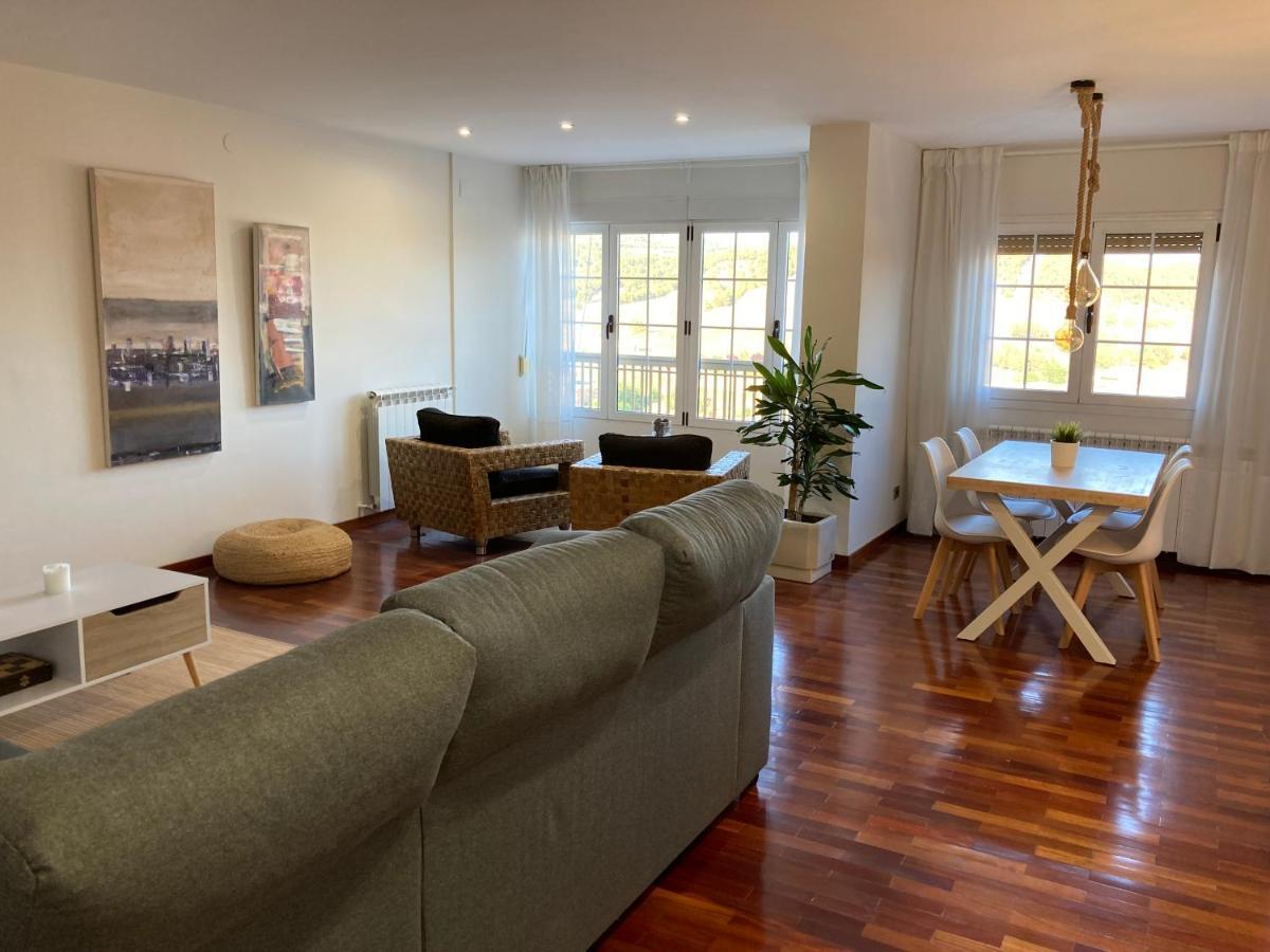 Teruelhome IV Atico Con Vistas Y Aparcamiento En El Centro מראה חיצוני תמונה