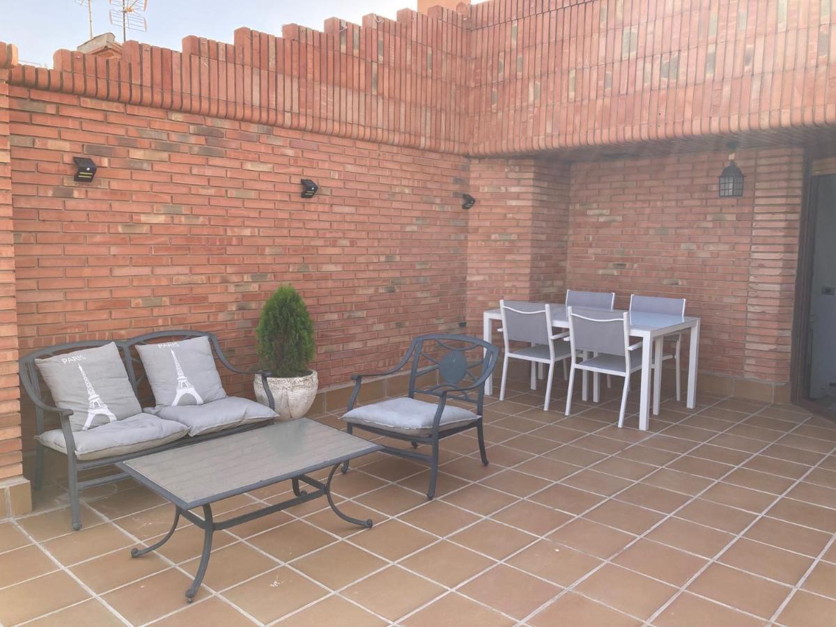 Teruelhome IV Atico Con Vistas Y Aparcamiento En El Centro מראה חיצוני תמונה